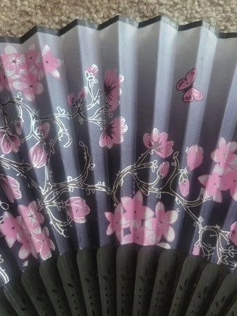 Pillangós és sakurás legyező