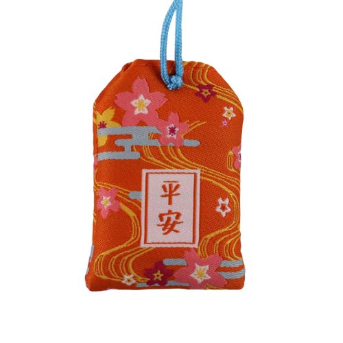 Béke és öröm omamori