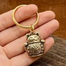 Szerencsemacska kulcstartó