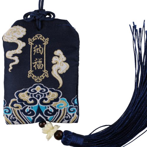 Áldás talizmán bojttal