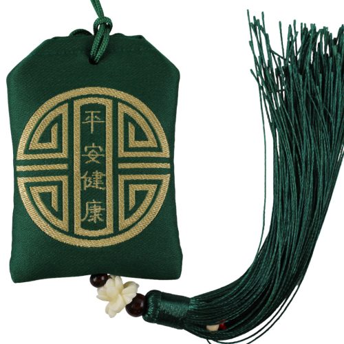 Egészség és jólét talizmán bojttal