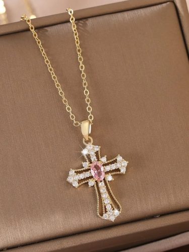 Strasszos kereszt nyaklánc rózsaszín kővel