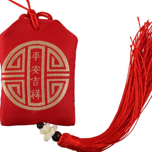 Béke és biztonság talizmán bojttal